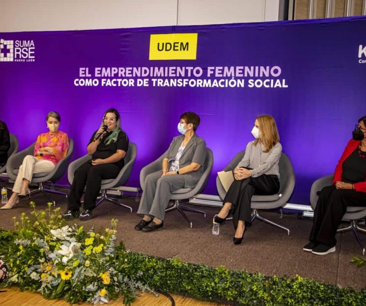 Realizan panel sobre emprendimiento femenino en la UDEM