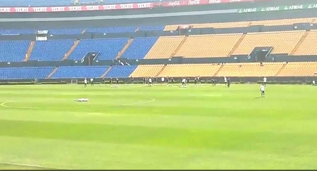 Confirma Herrera su 11 para duelo con Xolos