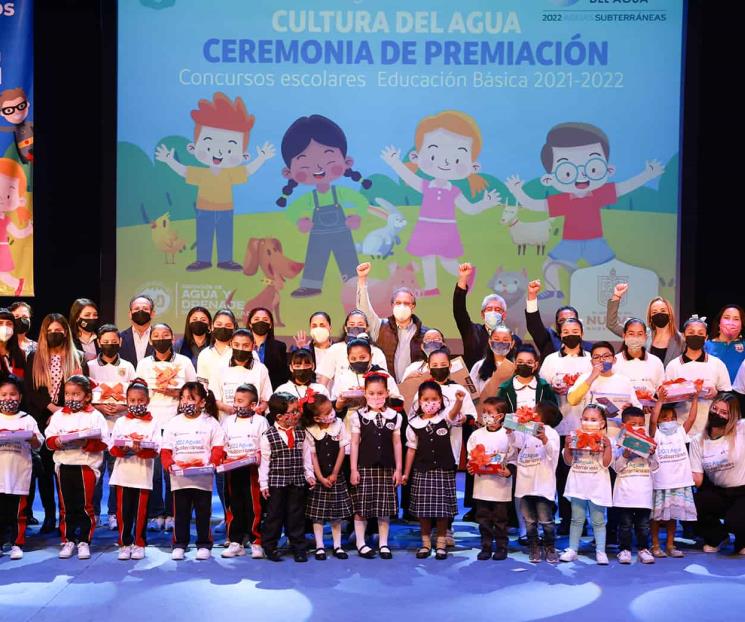 Reconocen a menores por fomentar cuidado del agua
