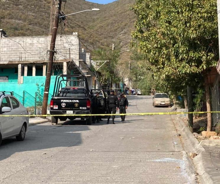 Abandonan un ejecutado en El Carmen