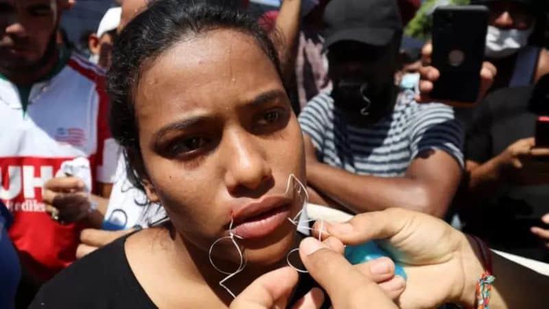 Piden a migrantes no autolastimarse