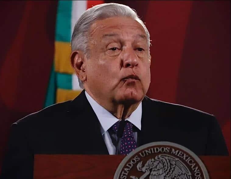 Reconoce AMLO que en su gobierno le están metiendo el pie