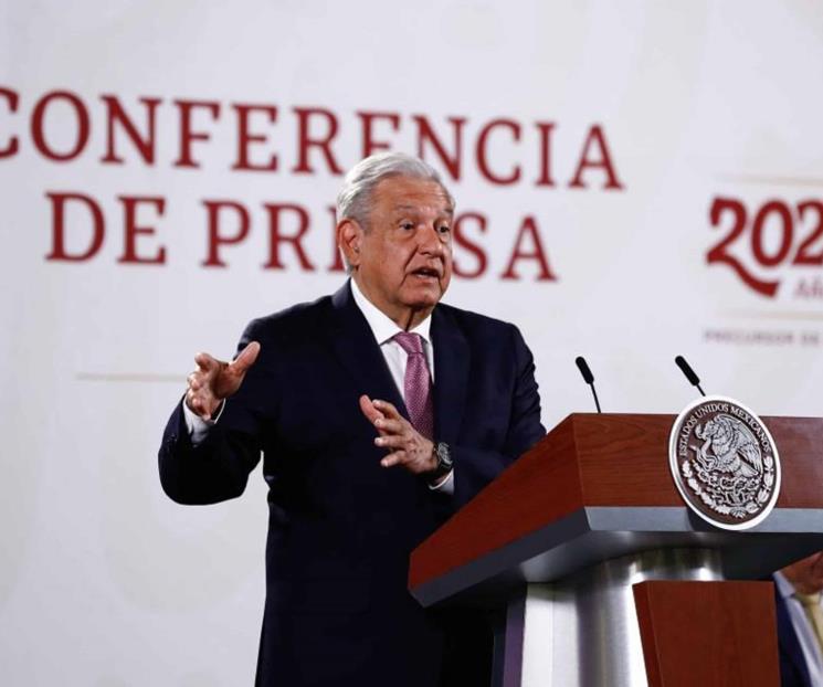 AMLO amaga con expropiar terrenos faltantes para Tren Maya