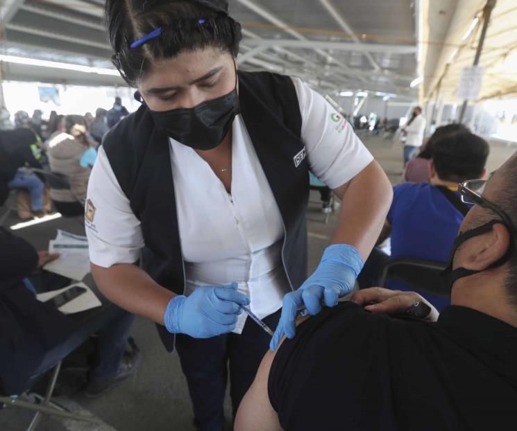 México suma 10 semanas consecutivas de reducción de Covid