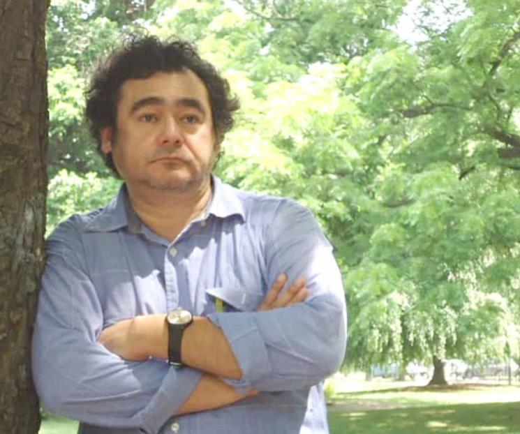 Gana Carlos Vadillo premio nacional de cuento 2022