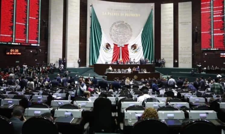 Sesionarán diputados en Semana Santa para votar RE