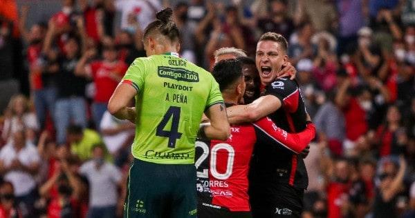 Atlas revive ante Necaxa