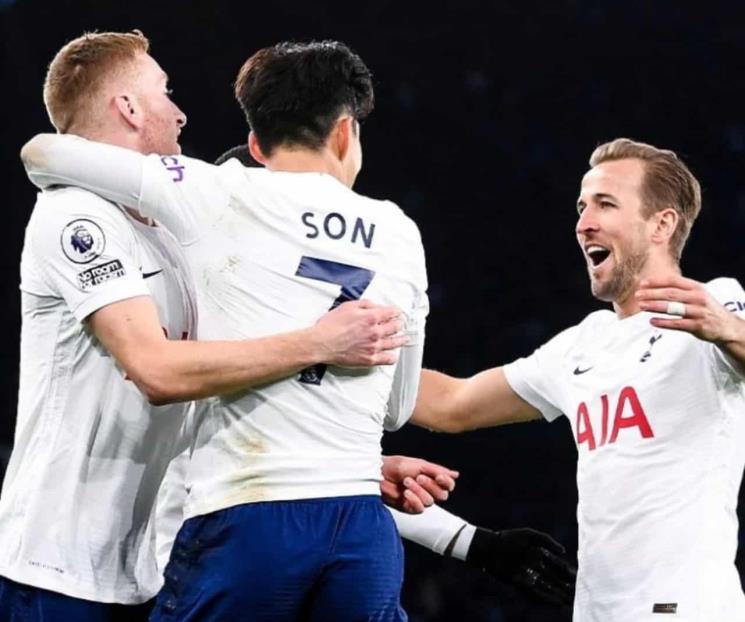 Golean Tottenham y siguen en zona de UCL en EPL