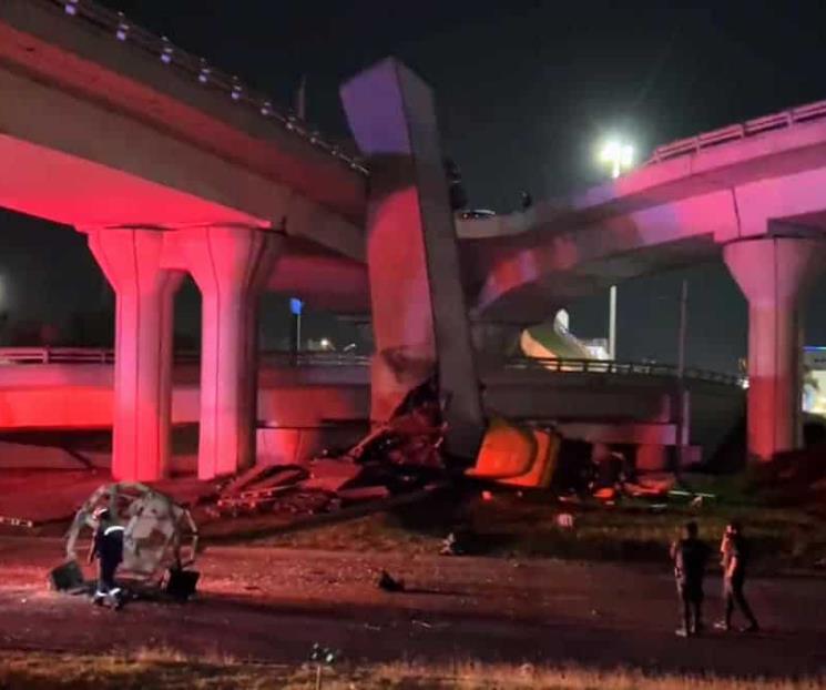Fallece trailero al caer de puente en San Nicolás