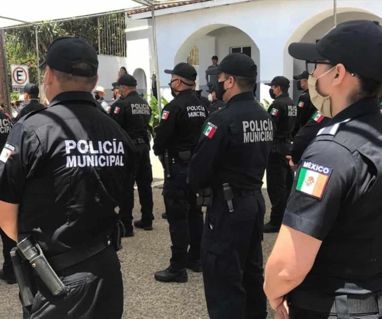 Suman policías municipales quejas por abuso