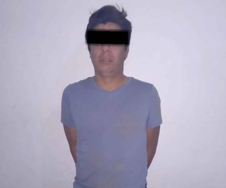 Atropella taxista a su pareja e hija, es detenido
