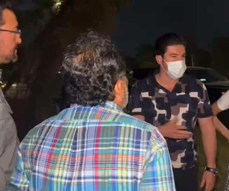 Samuel acude con familia de Debanhi