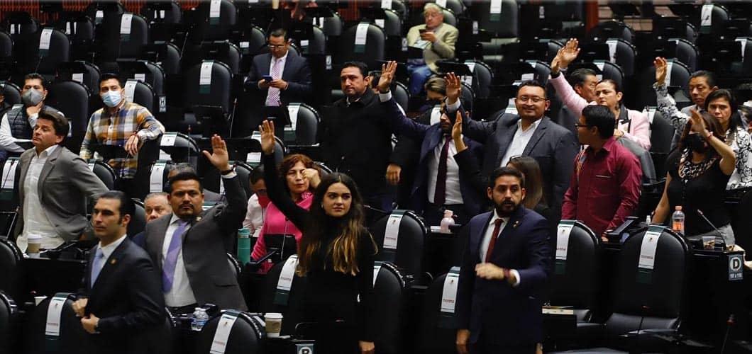 Reforma eléctrica de AMLO avanza en comisiones Reforma eléctrica de AMLO avanza en comisiones