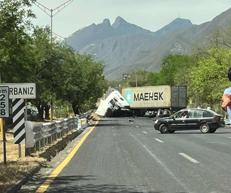 Deja choque solo pérdidas materiales