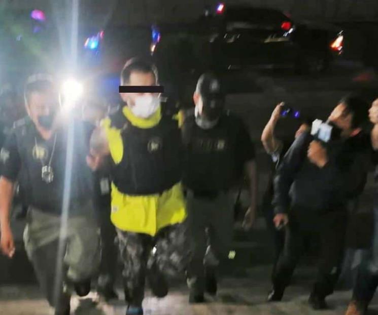 Detienen y trasladan a presunto homicida de María Fernanda