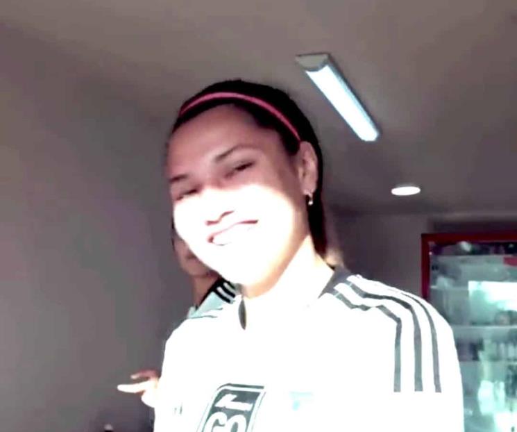 Retoman felinas preparación para duelo con Gallos