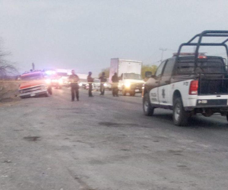 Ejecutan a hombre arriba de una grúa