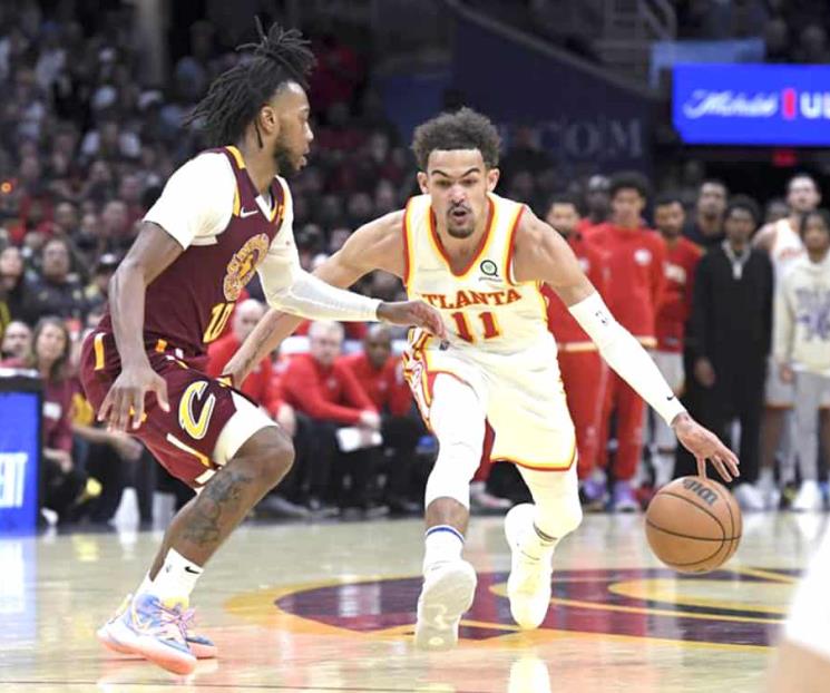 Avanzan los Hawks