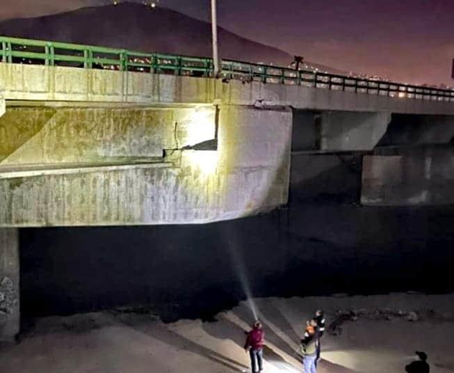 Sismo de 4.6 causa derrumbe en autopista Ensenada-Tijuana