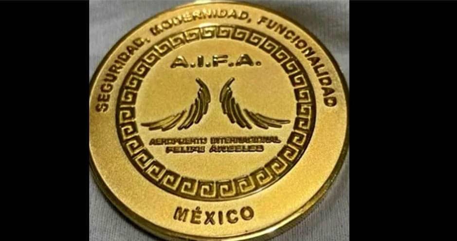 Venden moneda conmemorativa que se regaló en inauguración