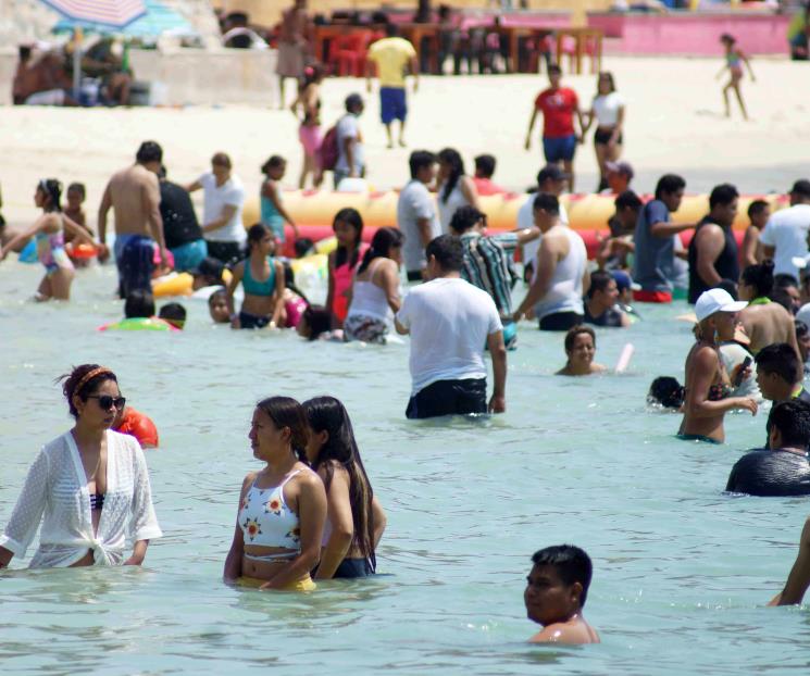 Turistas y comercios deben mantener medidas de higiene