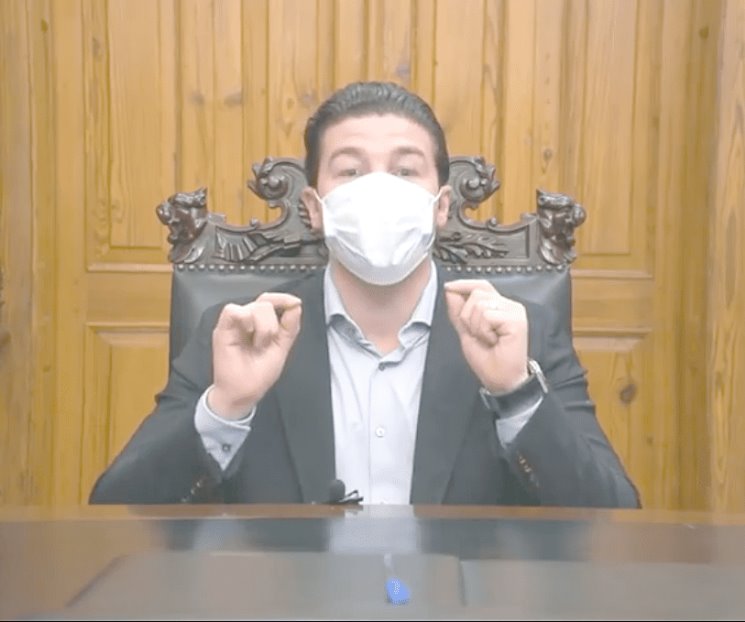 Seguirá el uso de cubrebocas en espacios cerrados