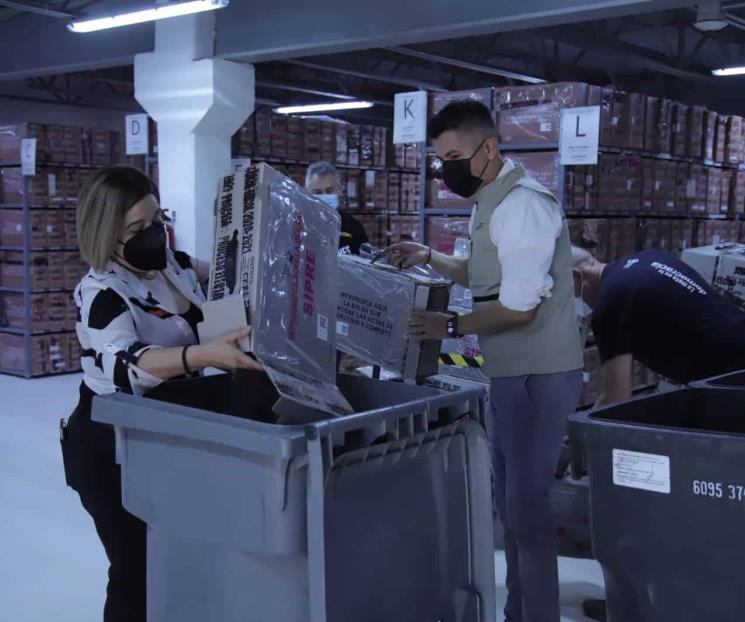 Destruyen en CEE material electoral
