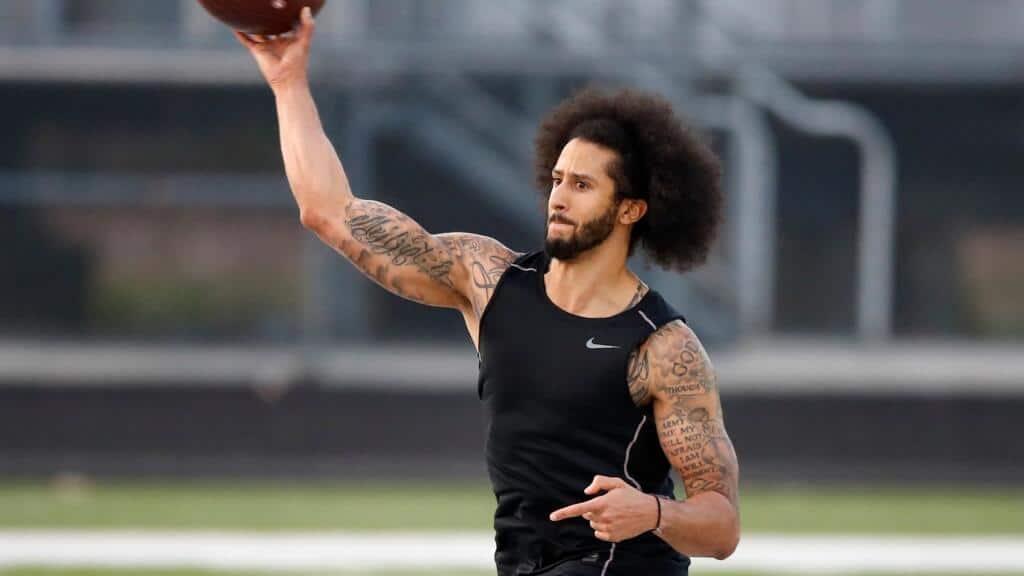 Kaepernick está dispuesto a ser backup