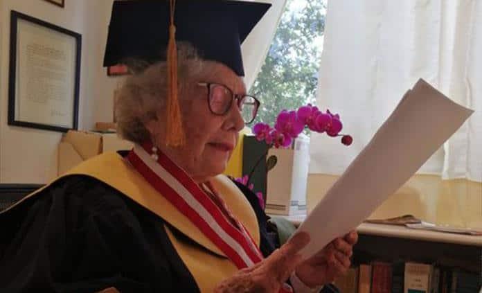 Recibe Poniatowska Doctorado Honoris Causa
