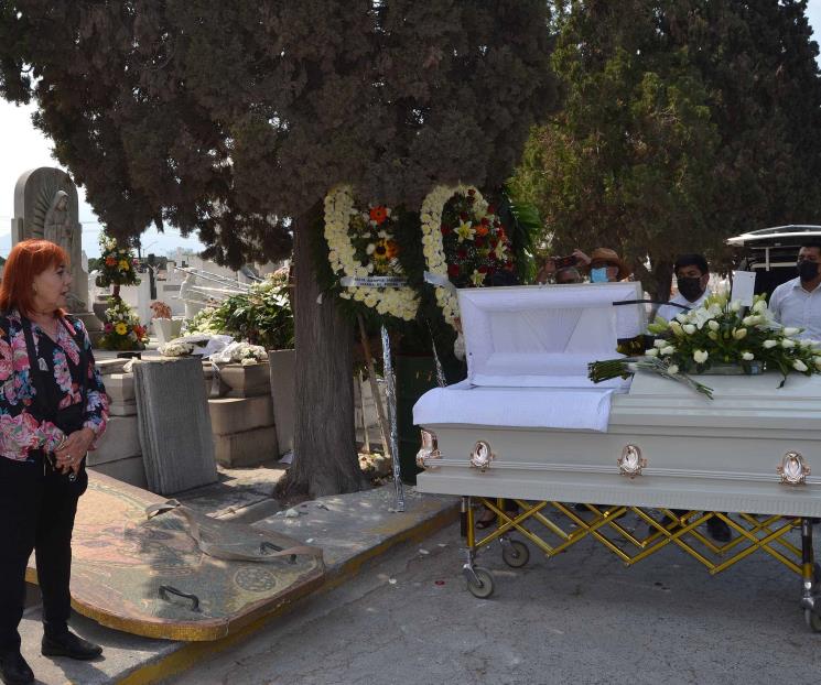 Sepultan a Rosario Ibarra en Monterrey