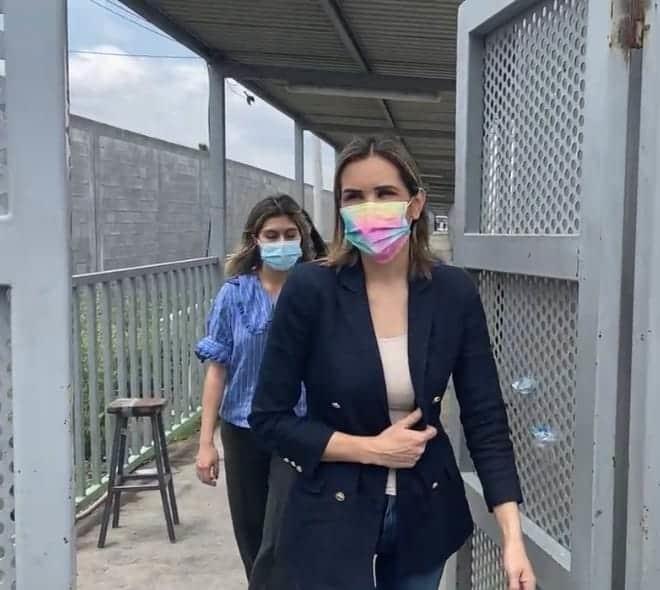 Reitera esposa de El Bronco violación a derechos