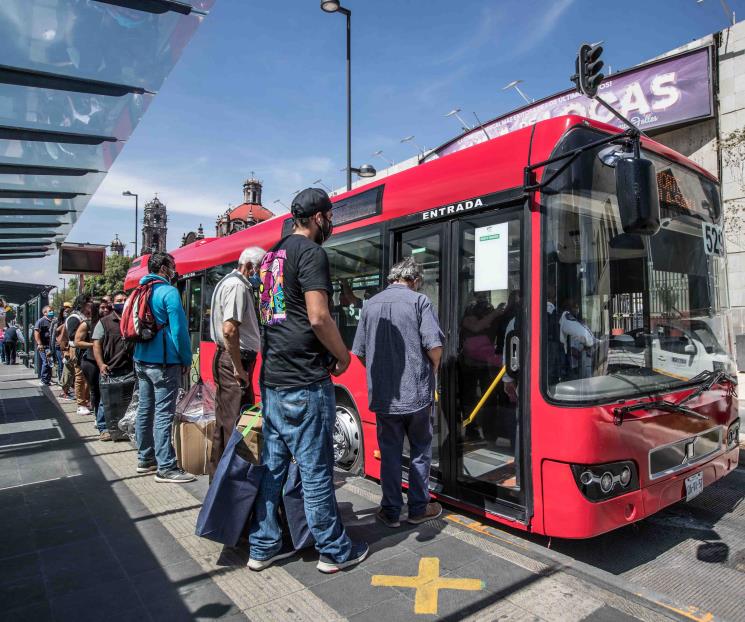 Avanza movilización del transporte urbano