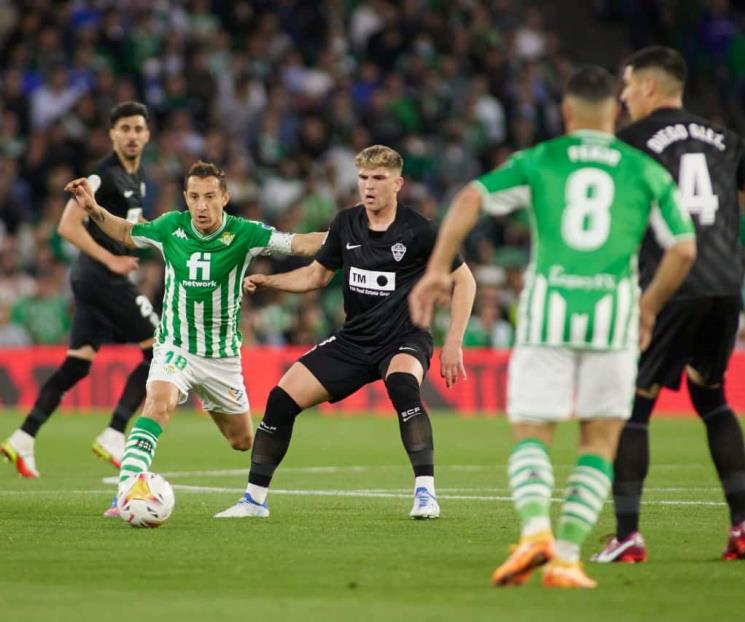 Cae Betis de mexicanos con el Elche