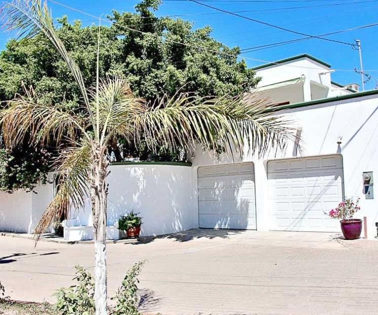 Venden casa de Juan Gabriel en Sonora Venden casa de Juan Gabriel en Sonora