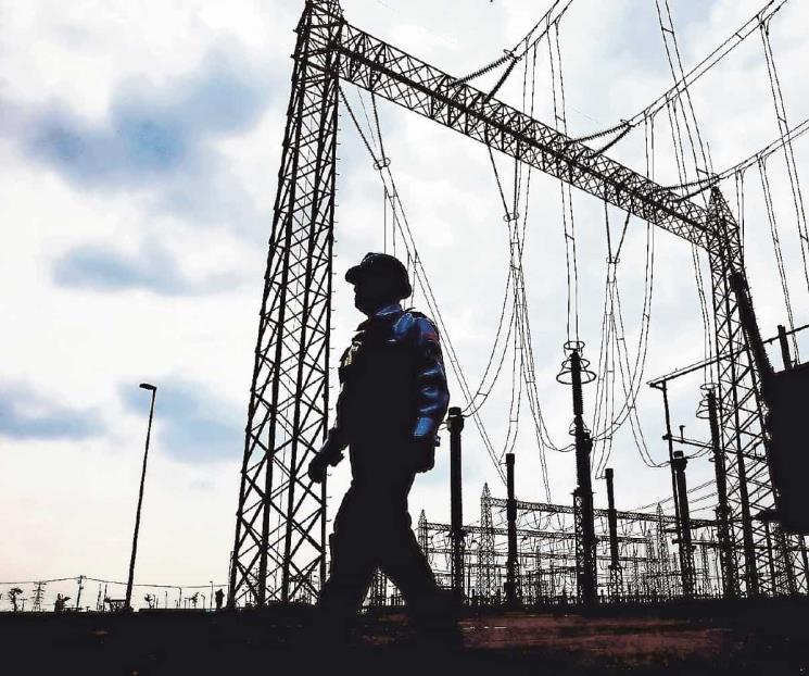 Inseguridad jurídica afectará inversiones eléctricas: Fitch