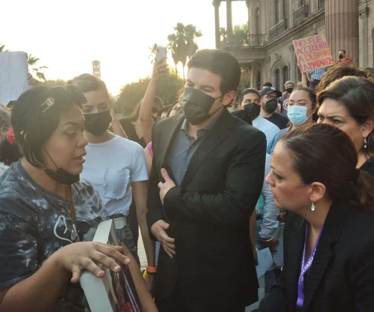 Toma lista Samuel de exigencias de colectivas