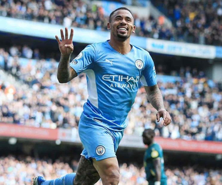 Golea el City y mantiene liderato en Premier League