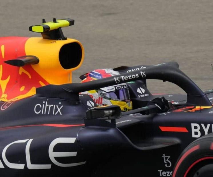 Logra Checo podio en Sprint; gana Verstappen