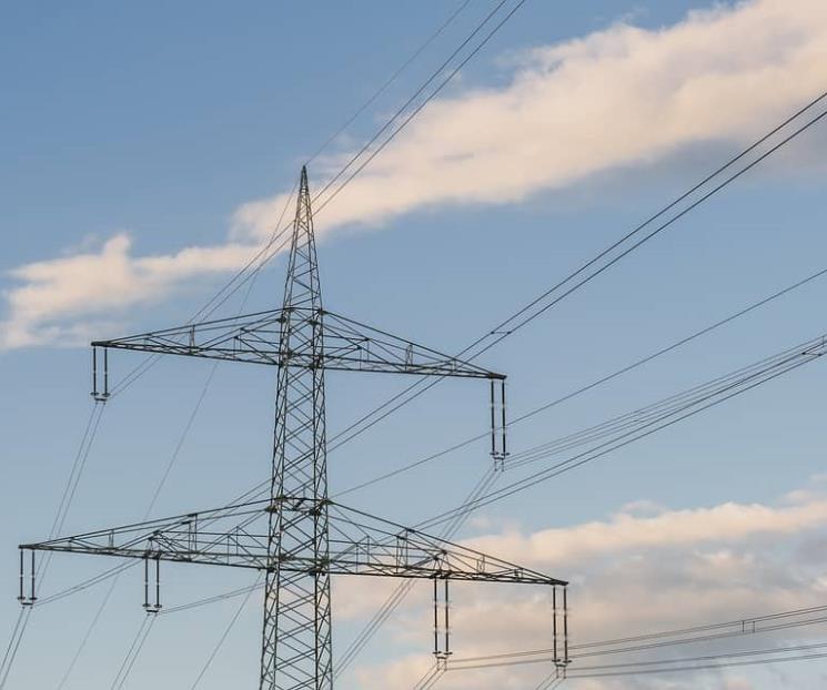 Inseguridad jurídica afectará inversiones eléctricas: Fitch