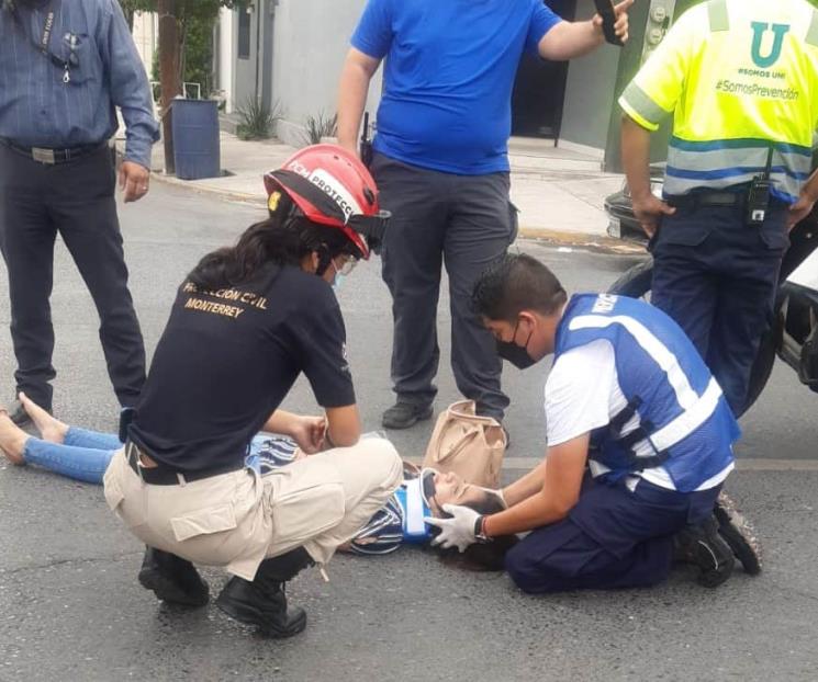 Atropellan a mujer en Mitras