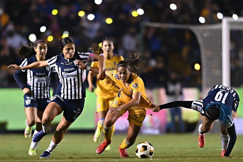 Rayadas y Tigres ¡a brindarse!