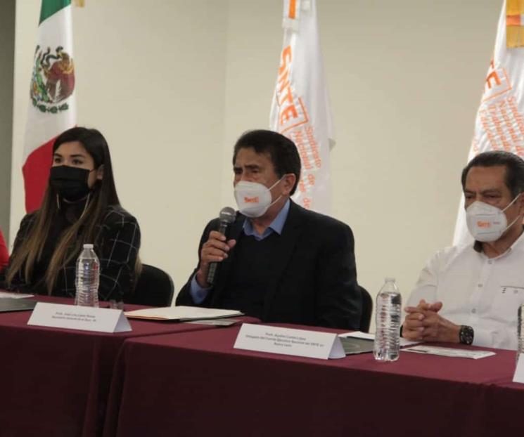 Celebra SNTE a los educadores en su día