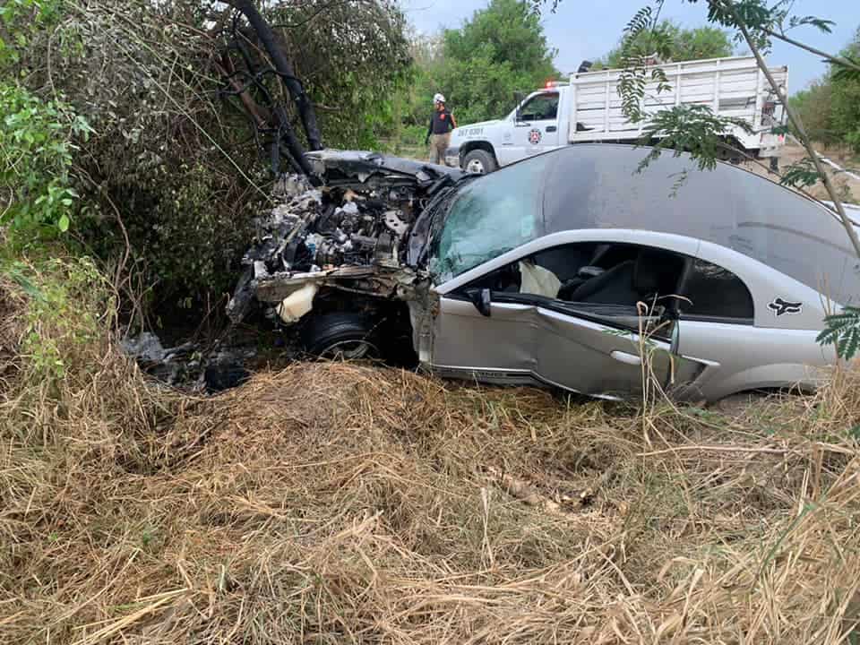 Un hombre terminó con lesiones de consideración, después de volcar su automóvil
