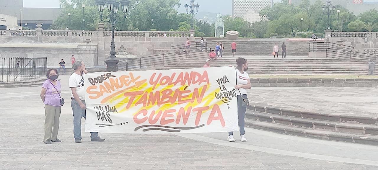 Yolanda también cuenta, exigen familiares y amigos