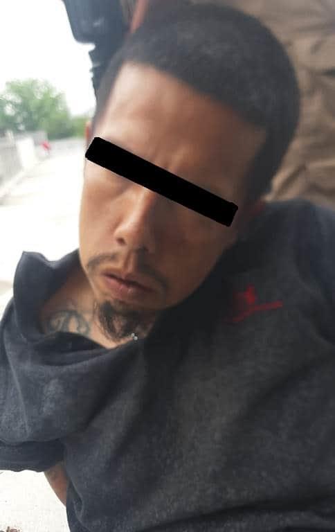 Detienen a hombres con armas de fuego