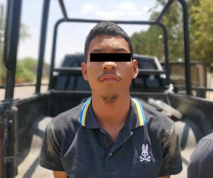 Caen cuatro por portación de arma y droga