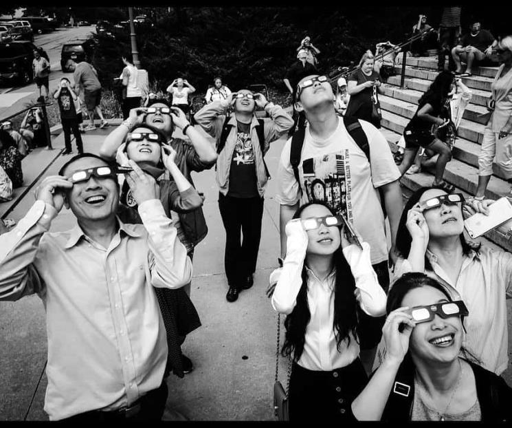 Retinopatía solar, riesgo de observar eclipse a simple vista