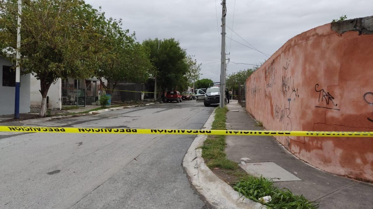 Dos hombres resultaron lesionados ayer luego de ser baleados en el municipio de Cadereyta Jiménez