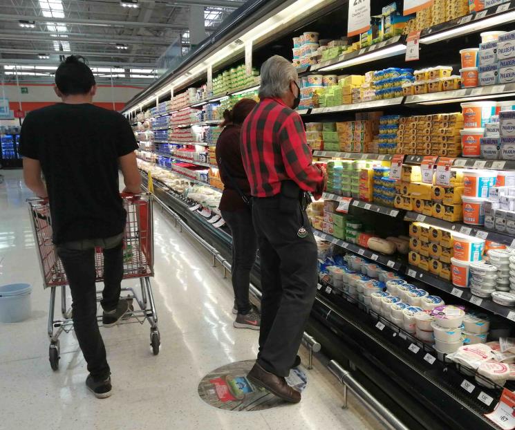 Ligan ventas al menudeo siete meses al alza en febrero