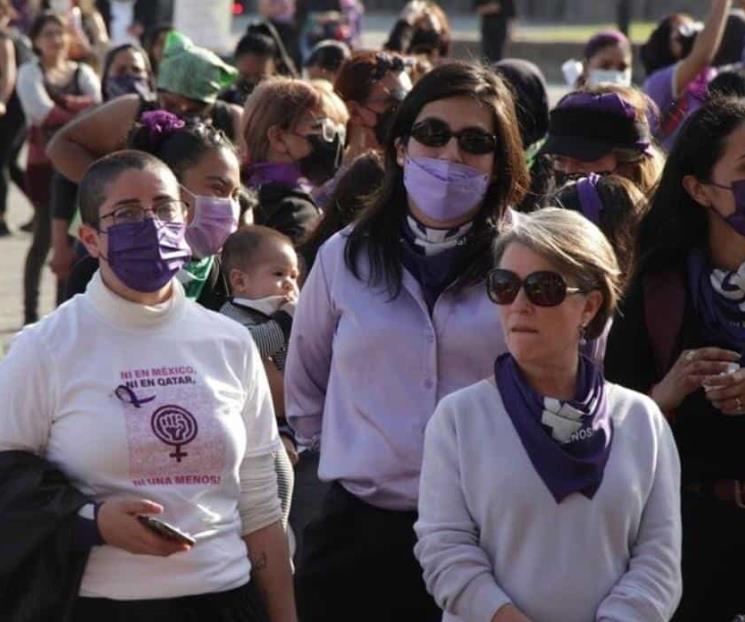 Dice ex secretaria renunciar por desacuerdo en acciones Dice ex secretaria renunciar por desacuerdo en acciones